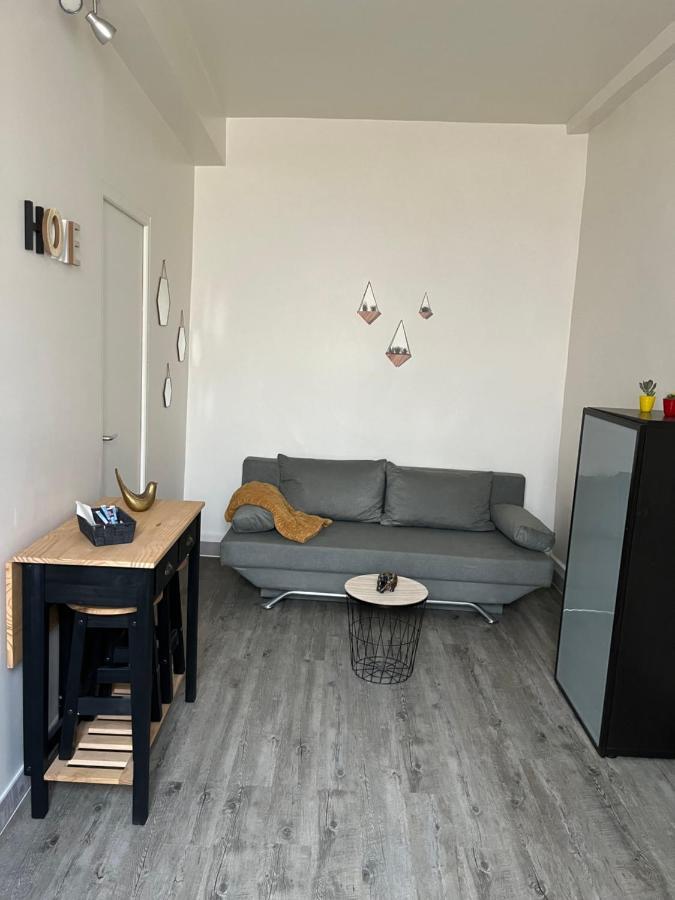 Chablis : Studio En Plein Centre Ville Bagian luar foto